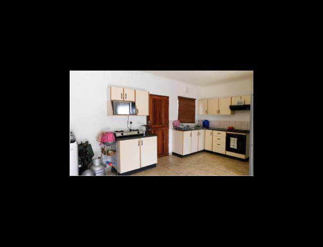 2 BEDROOM SIMPLEX FOR SALE IN SHALLCROSS